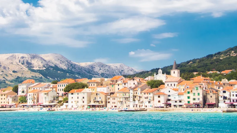 Croatia's Confusing News Cycle: From New Flights to Tragedies on the Border